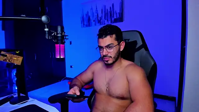 BrunoD31 online show from October 2025 06:03:01 AM