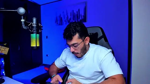 BrunoD31 online show from October 2025 03:29:02 AM