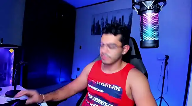 BrunoD31 online show from February 2025 11:53:01 AM