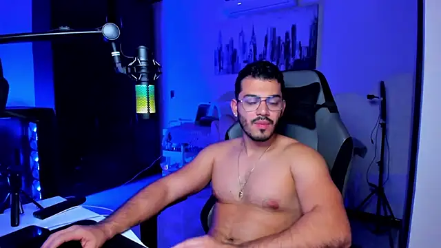 BrunoD31 online show from December 2025 05:39:02 AM