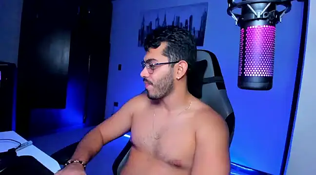 BrunoD31 online show from January 2025 11:30:01 PM