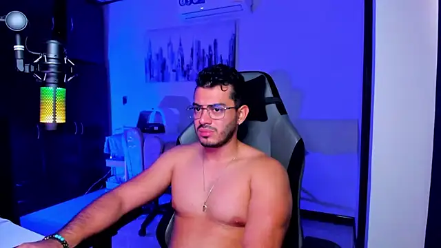 BrunoD31 online show from October 2025 04:07:02 PM