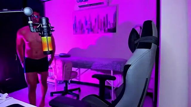 BrunoD31 online show from October 2025 03:05:01 AM