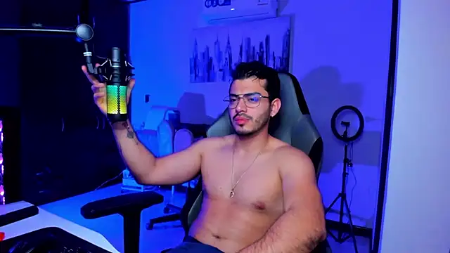 BrunoD31 online show from April 2026 04:19:01 AM