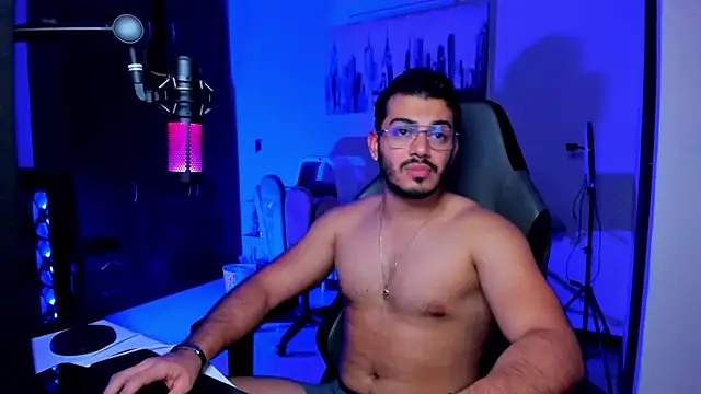 BrunoD31 online show from November 2025 04:01:02 AM