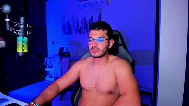 BrunoD31 online show from October 2025 04:03:01 AM