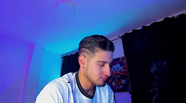 Giomar Reyes online show from January 2025 08:24:01 AM