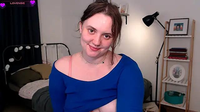 Snapshot of Lella_Ryann_ chatting on June 2026 06:30:02 PM Lella Ryann online show from June 2026 06:30:02 PM