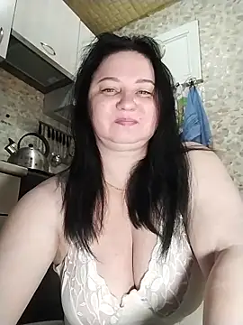 Holly-69 online show from May 2026 05:22:01 PM