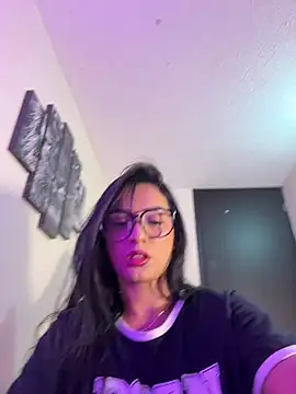 missycanoo online show from December 2025 10:58:02 AM