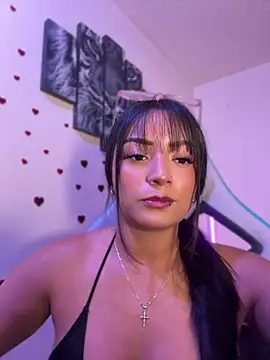 missycanoo online show from April 2026 08:22:02 PM