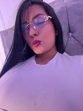 missycanoo online show from June 2026 02:20:02 AM