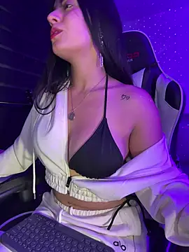 Snapshot of missycanoo chatting on February 2025 02:39:01 AM missycanoo online show from February 2025 02:39:01 AM