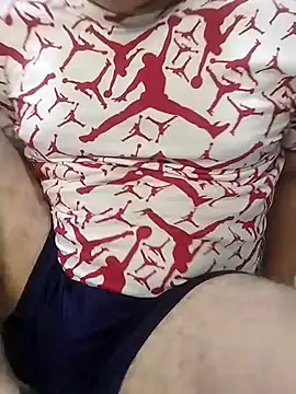 Snapshot of CRISTHIAN_GREY01 chatting on February 2025 07:05:02 PM CRISTHIAN GREY01 online show from February 2025 07:05:02 PM