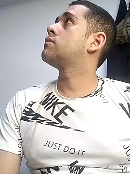 Snapshot of CRISTHIAN_GREY01 chatting on February 2025 05:41:02 AM CRISTHIAN GREY01 online show from February 2025 05:41:02 AM