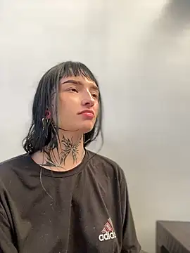 Annie LS online show from December 2024 03:05:01 PM