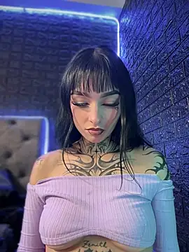Annie LS online show from February 2025 05:15:02 PM