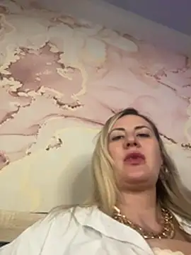 Snapshot of LanaShockk chatting on July 2026 04:25:02 PM LanaShockk online show from July 2026 04:25:02 PM
