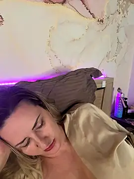 LanaShockk online show from September 2025 03:28:01 PM