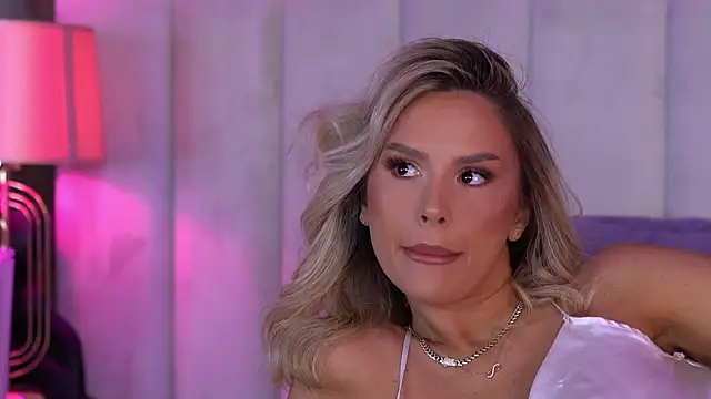 SelenaFrost online show from May 2026 07:39:02 AM
