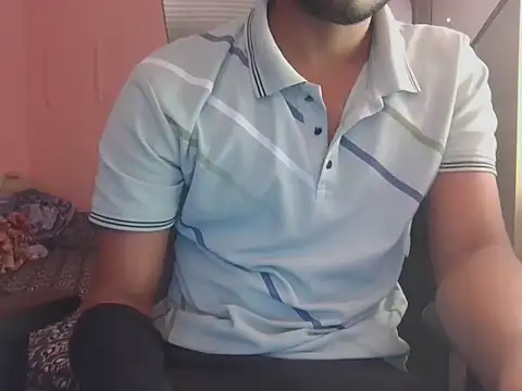 KissesBoyAD online show from November 2025 05:57:01 PM