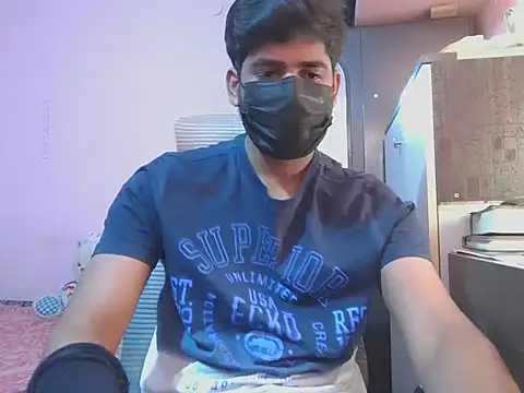 Snapshot of KissesBoyAD chatting on January 2026 06:23:01 PM KissesBoyAD online show from January 2026 06:23:01 PM