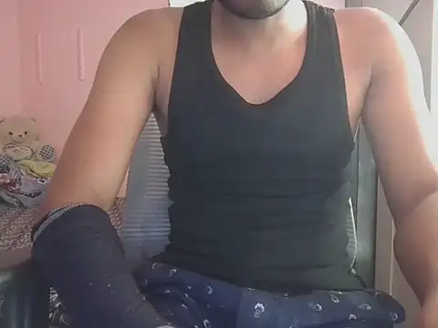 KissesBoyAD online show from November 2025 06:34:02 PM