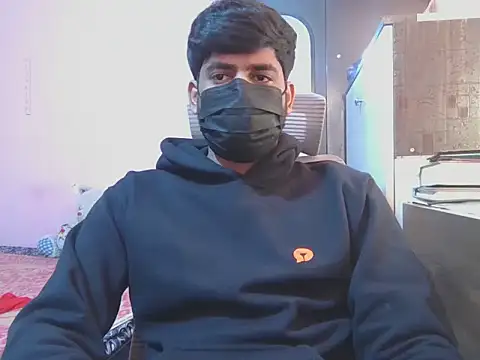 Snapshot of KissesBoyAD chatting on January 2026 04:35:02 PM KissesBoyAD online show from January 2026 04:35:02 PM