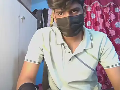 Snapshot of KissesBoyAD chatting on February 2026 06:41:01 PM KissesBoyAD online show from February 2026 06:41:01 PM