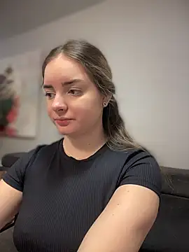 imlindapink online show from January 2026 06:47:02 PM