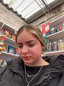 imlindapink online show from February 2026 05:46:02 PM