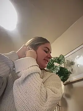 Snapshot of imlindapink chatting on November 2025 05:02:01 PM imlindapink online show from November 2025 05:02:01 PM