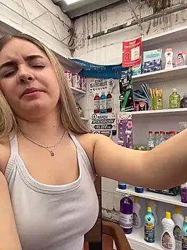 imlindapink online show from March 2026 03:58:01 PM