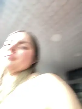 imlindapink online show from February 2026 06:05:01 PM