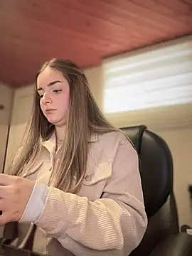 imlindapink online show from January 2026 04:11:01 PM