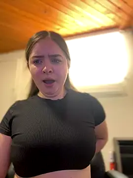 Snapshot of imlindapink chatting on November 2025 06:51:02 PM imlindapink online show from November 2025 06:51:02 PM