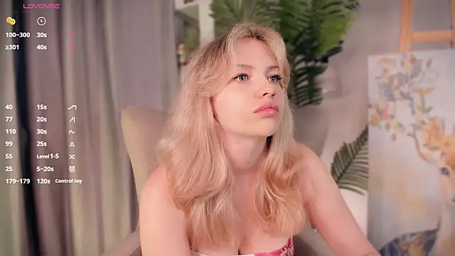 ElizavecaSunrise online show from June 2026 10:15:01 AM