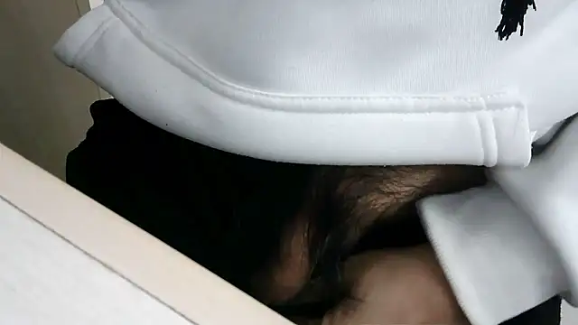 XiaoGuoGuo284512 online show from January 2026 10:04:01 PM