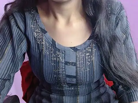 Snapshot of Hot_mahak05 chatting on December 2024 06:11:02 AM Hot mahak05 online show from December 2024 06:11:02 AM