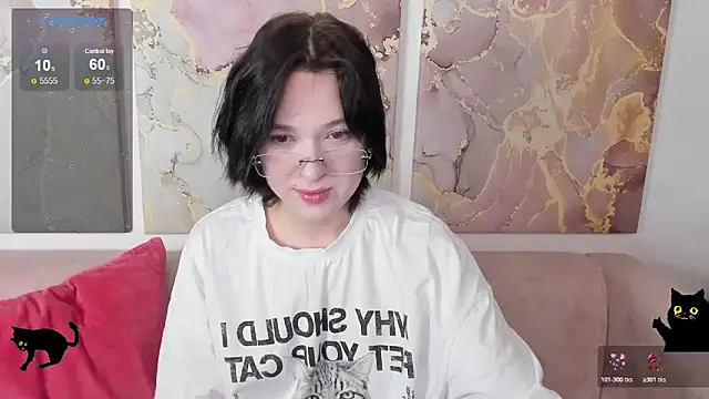 fiamoory online show from April 2026 01:20:02 AM