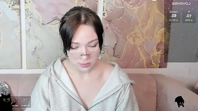 fiamoory online show from May 2026 01:24:02 AM