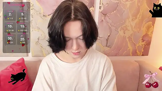 fiamoory online show from April 2026 01:34:02 AM