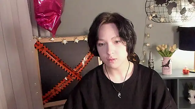 fiamoory online show from October 2025 08:24:02 AM