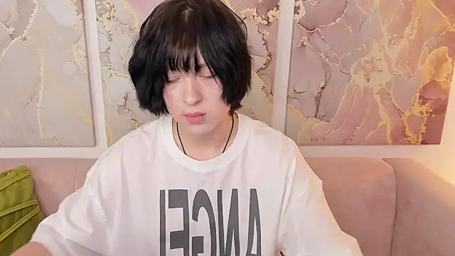 fiamoory online show from November 2025 08:03:02 AM