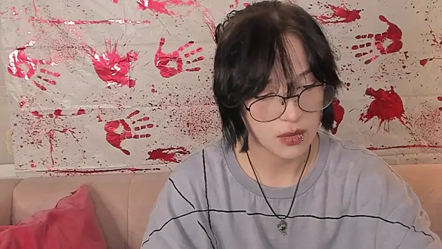 fiamoory online show from October 2025 01:17:01 AM