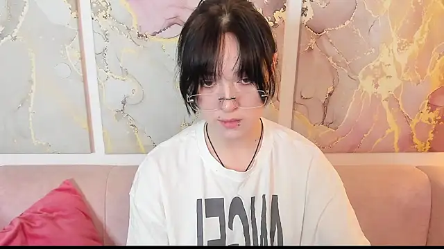 fiamoory online show from March 2026 08:22:01 AM