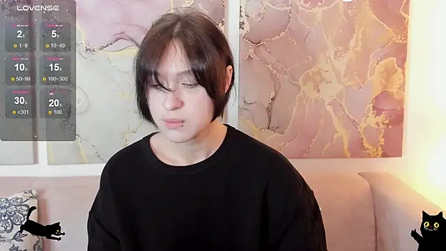 fiamoory online show from May 2026 01:56:01 AM