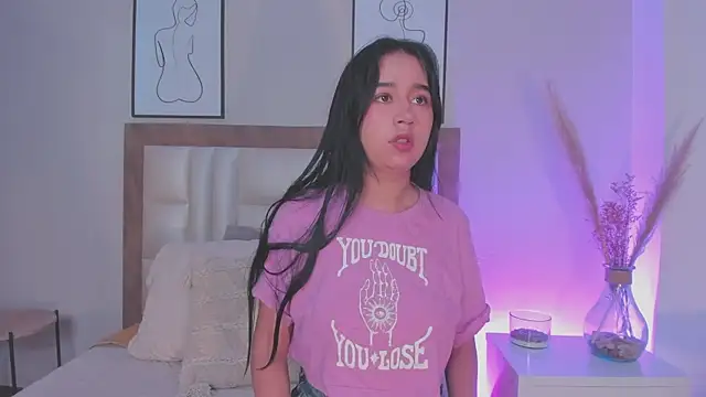 LaraGoldd online show from September 2025 12:27:02 AM