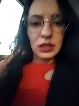 Snapshot of saidaskye chatting on December 2024 03:06:01 PM saidaskye online show from December 2024 03:06:01 PM