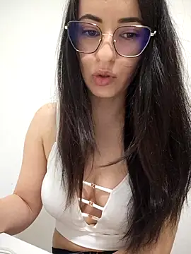 saidaskye online show from March 2026 04:19:02 PM